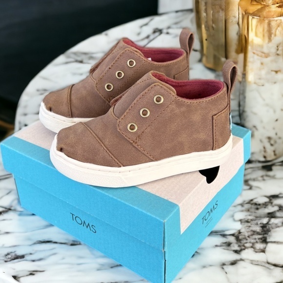 Toms Other - Toms Botas Cupsole Brown Sneakers Tiny Baby Walker Size 6 With Box